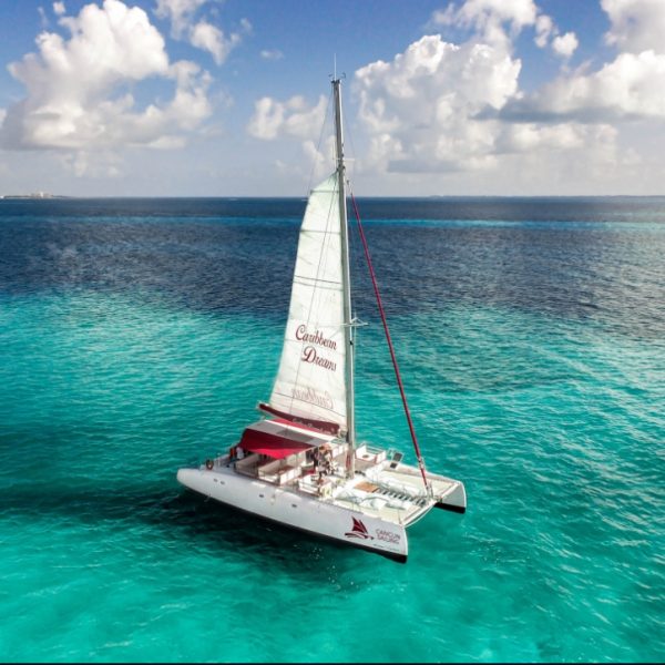 Catamaran Isla Mujeres