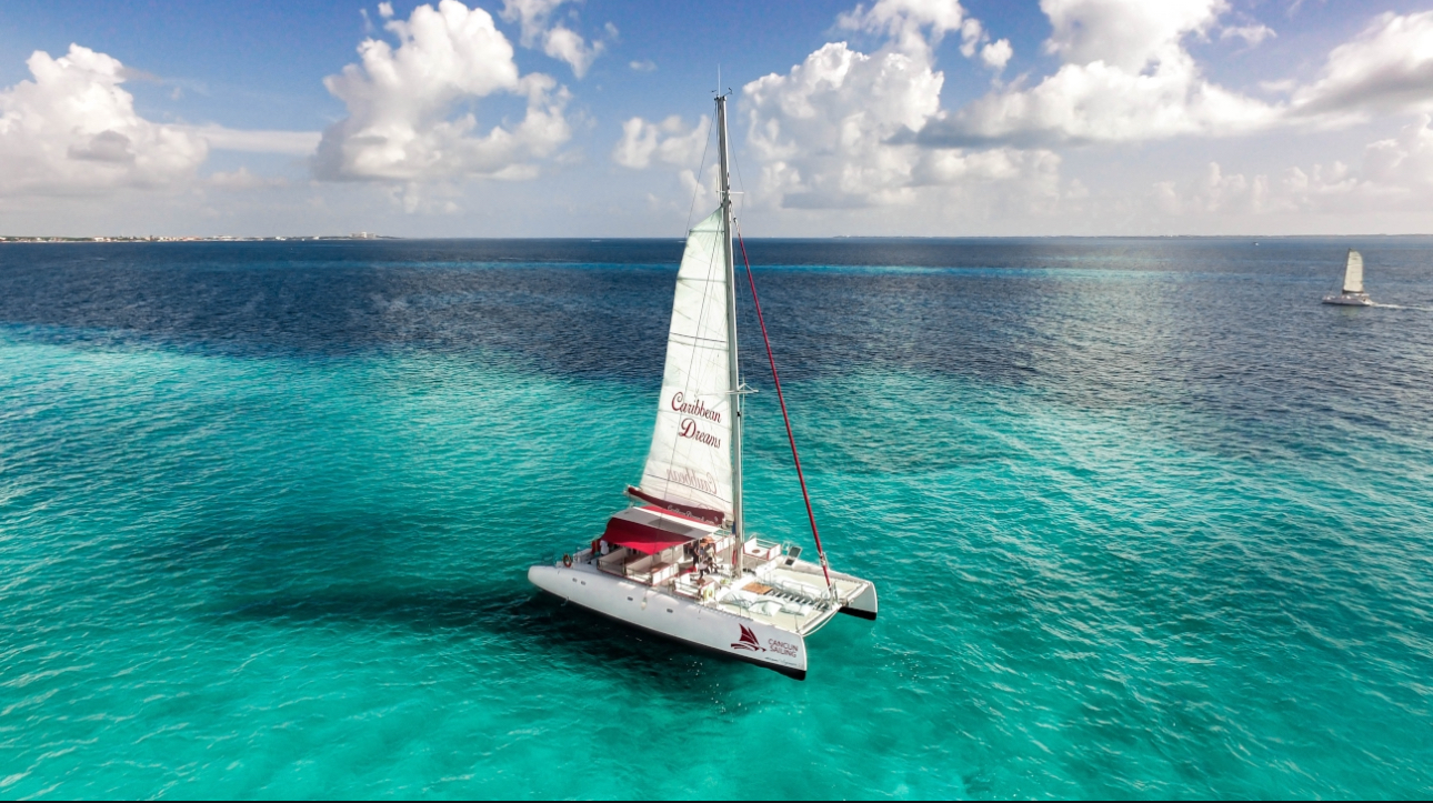 Catamaran Isla Mujeres